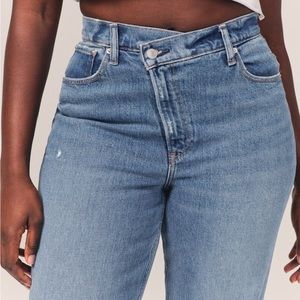 A&F curve love jeans